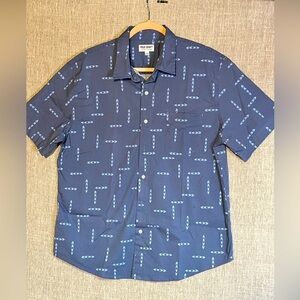 TRUE CRAFT Men’s blue‎ graphic print short sleeve shirt size L.